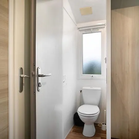 T3 I I I - 15 Min Nazare 샬레